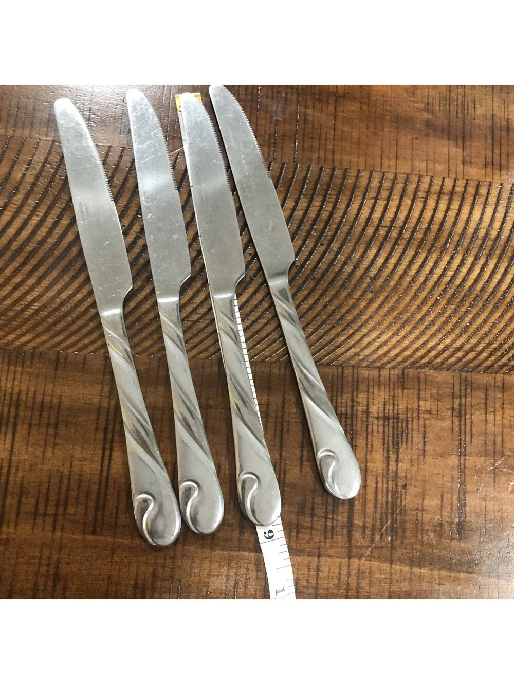 Jaclyn Smith Bella Frost Silverware Dinner Knives Frosted Handle Swirl Lot Of 4